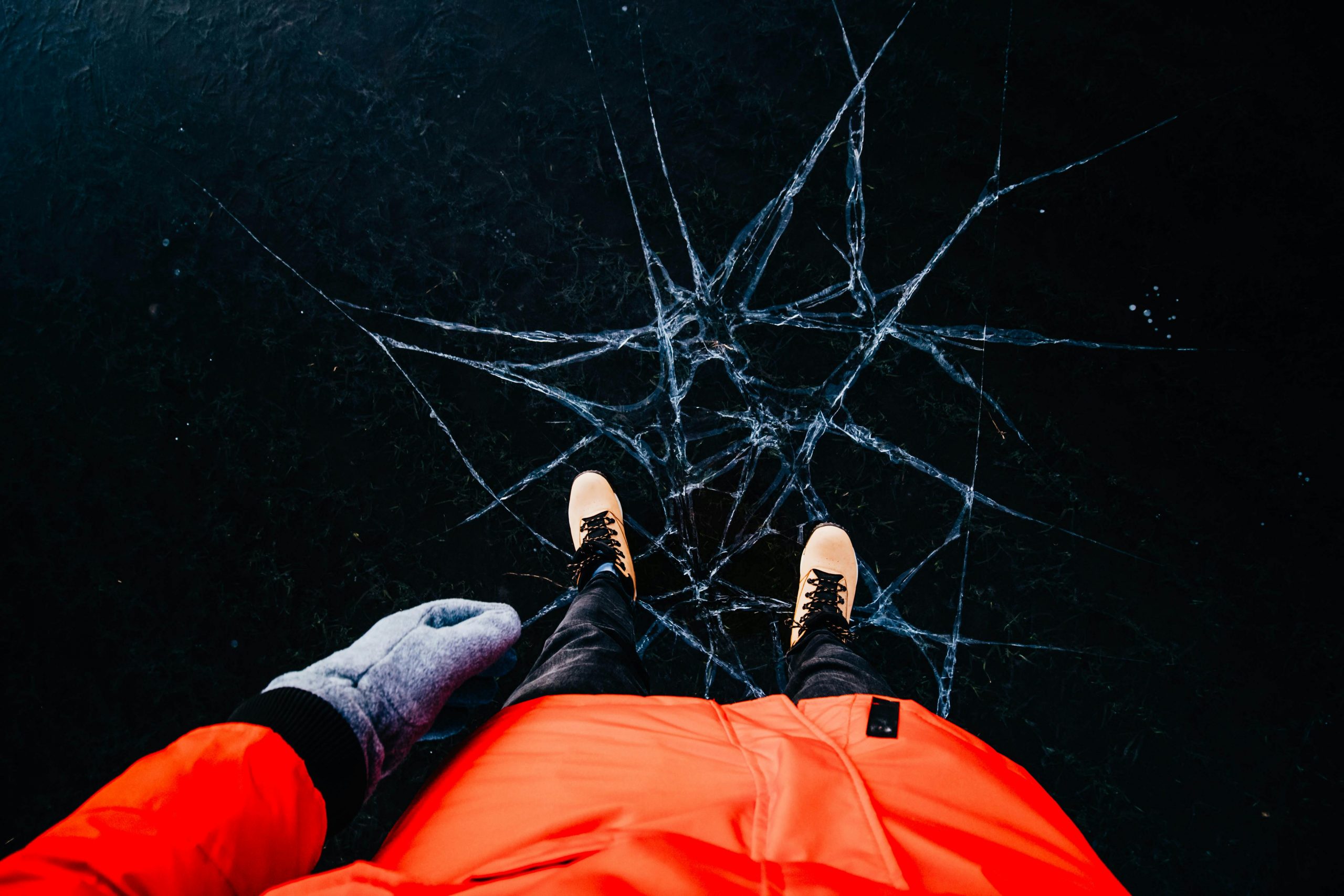 In this blog, learn 3 powerful and proven De-Escalation secrets that turn cold leads into warm conversations, skyrocketing your conversions